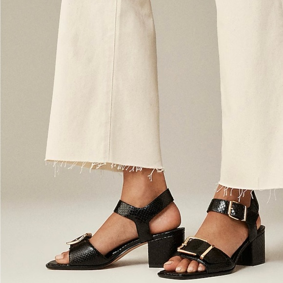 J. Crew Mid-Rise Relaxed Kick-Out Jeans, Ecru Wash, Raw Hem, Size 25 - Picture 16 of 16